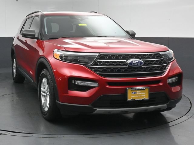 Certified 2024 Ford Explorer XLT AWD/4WD image 2