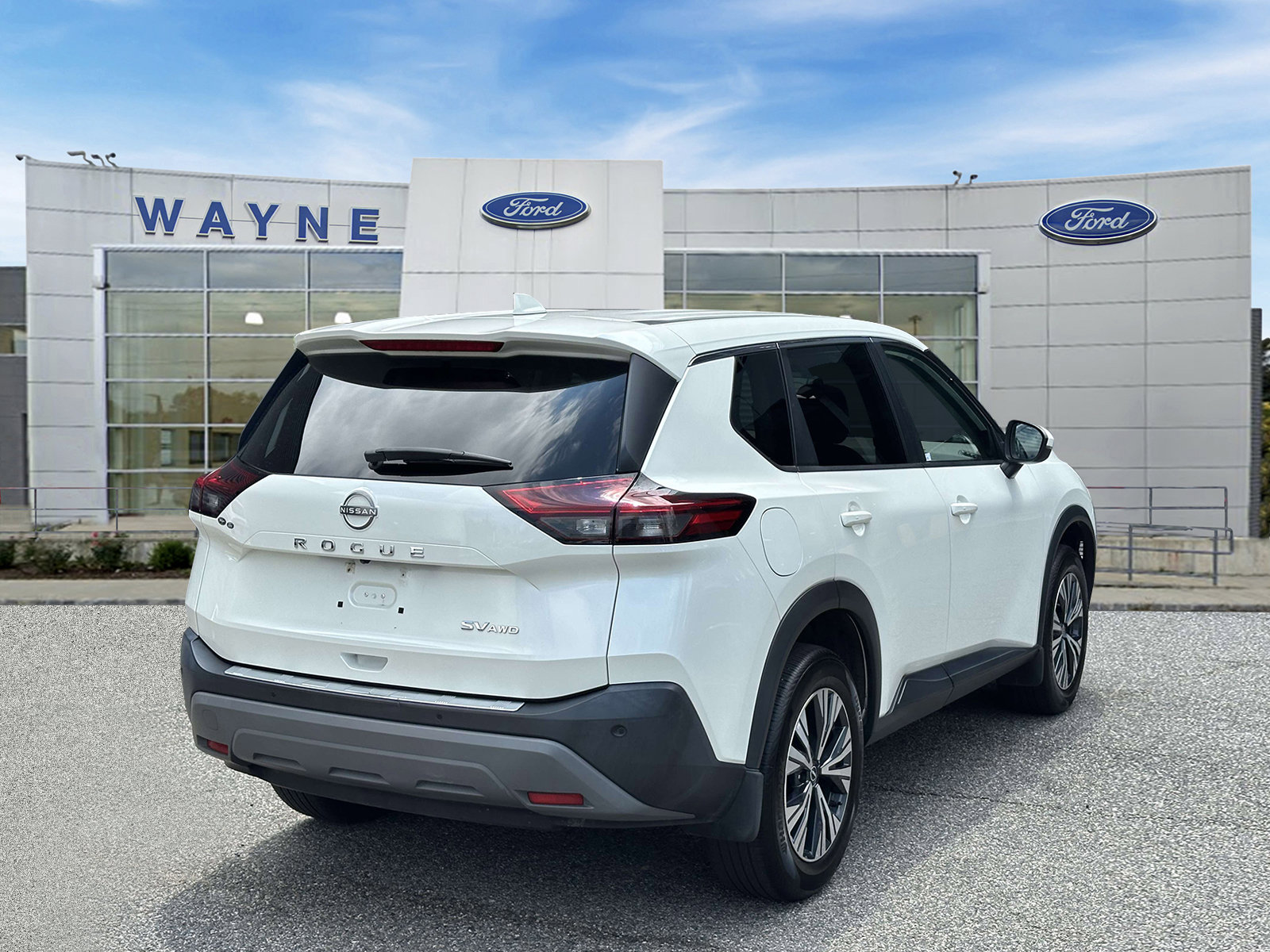Used 2022 Nissan Rogue SV AWD/4WD image 5