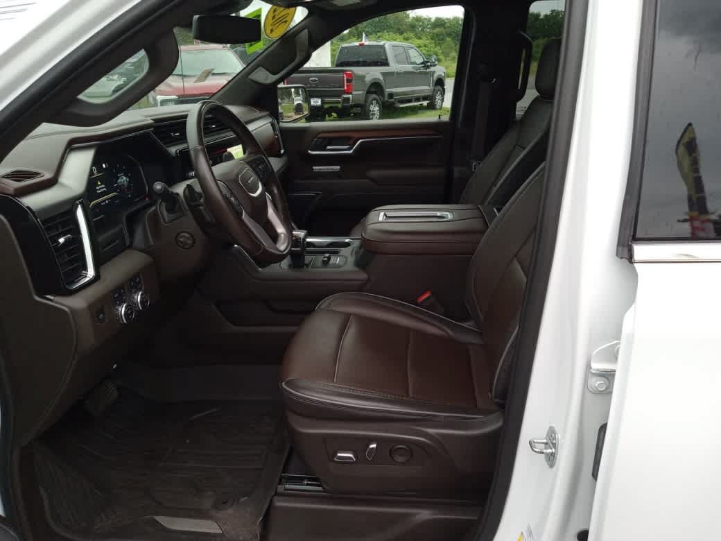 Used 2022 GMC Sierra 1500 Denali AWD/4WD image 19