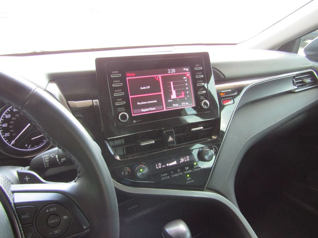Used 2024 Toyota Camry SE FWD image 20