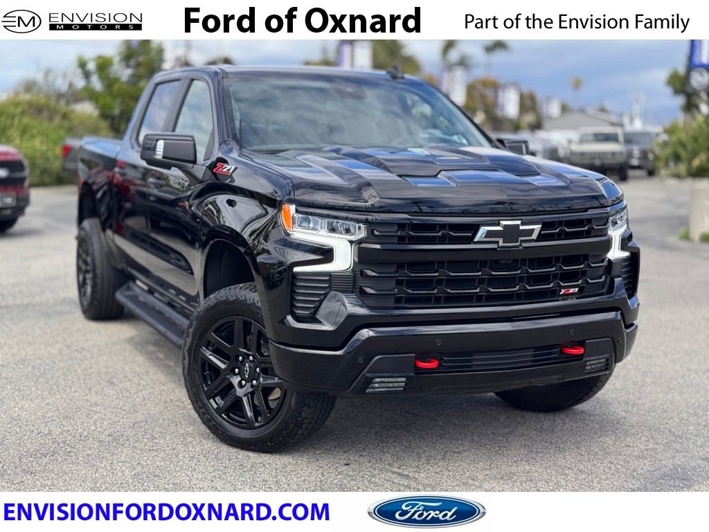 Used 2025 Chevrolet Silverado 1500 LT Trail Boss w/ LT Trail Boss Premium Package image 1