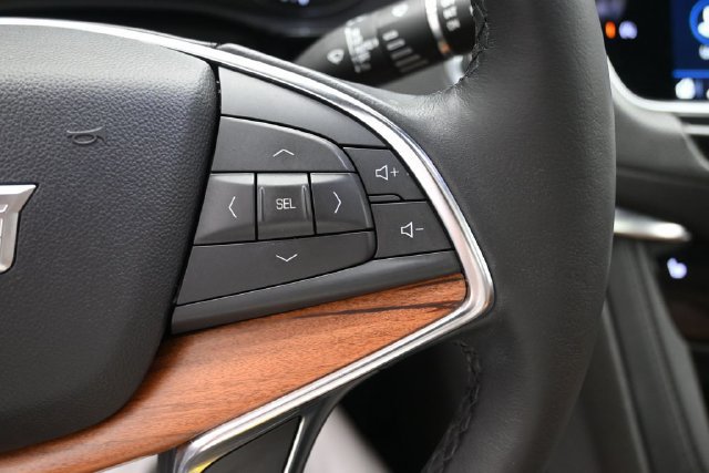 Used 2021 Cadillac XT5 Premium Luxury AWD/4WD image 14