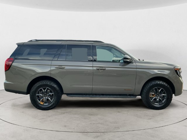 Certified 2026 Ford Expedition Tremor AWD/4WD image 4