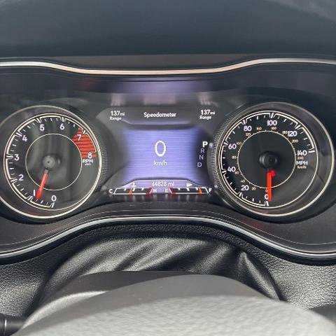 Used 2020 Jeep Cherokee Limited w/ Technology Group image 24