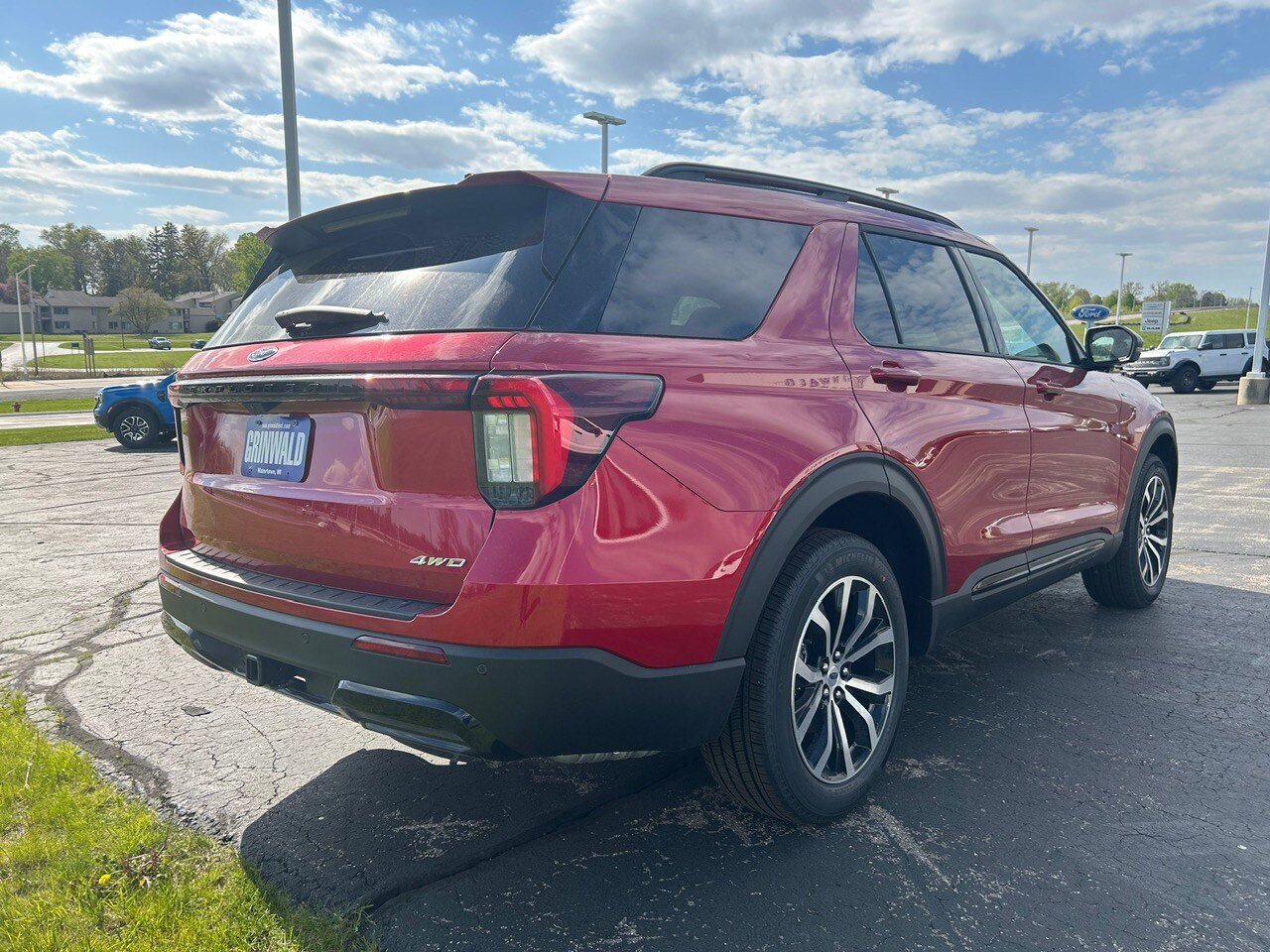 Certified 2026 Ford Explorer ST-Line AWD/4WD image 5
