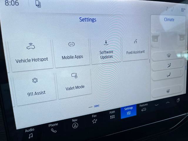 Certified 2024 Ford Expedition Limited AWD/4WD image 33