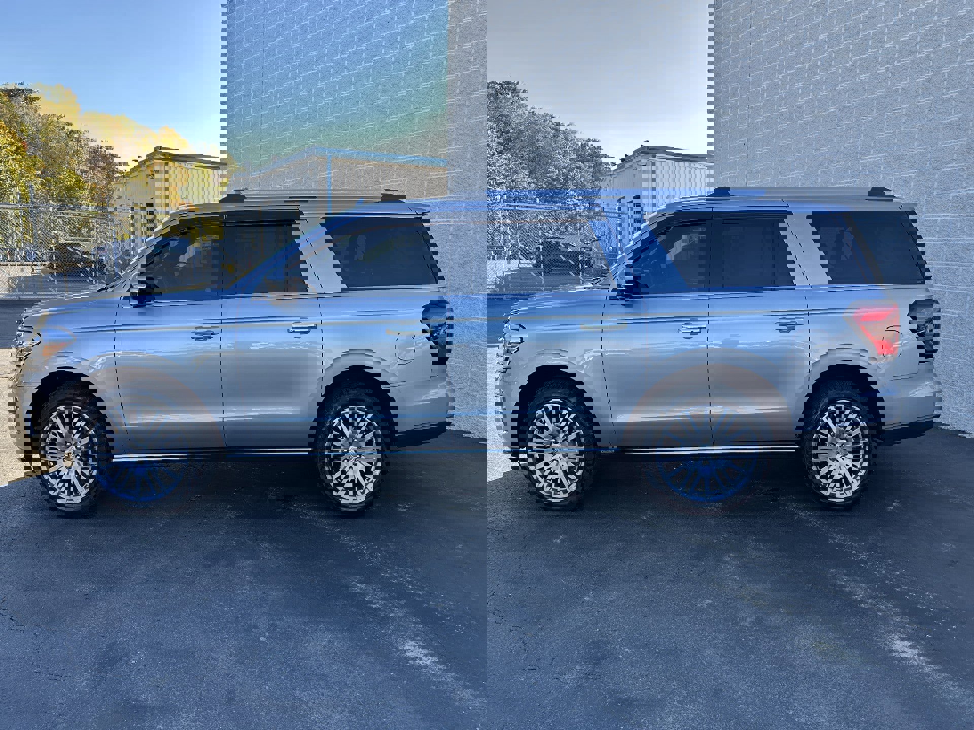 Certified 2024 Ford Expedition Max Limited image 4