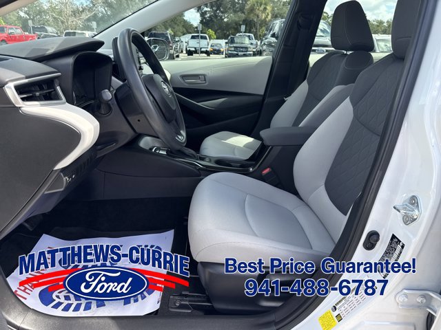 Used 2022 Toyota Corolla LE w/ LE Convenience Package FWD image 9