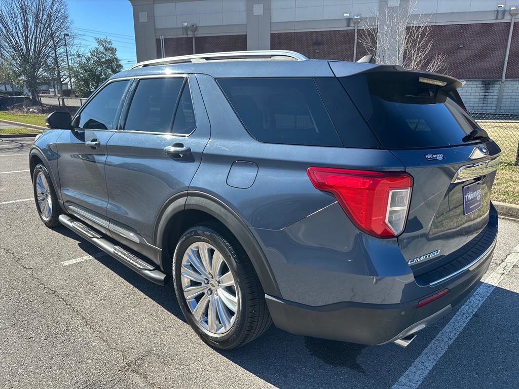 Certified 2021 Ford Explorer Limited w/ Equipment Group 301A image 3