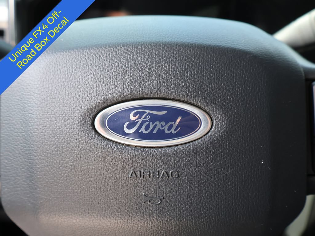 Certified 2025 Ford F250 XLT w/ Black Appearance Package AWD/4WD image 28