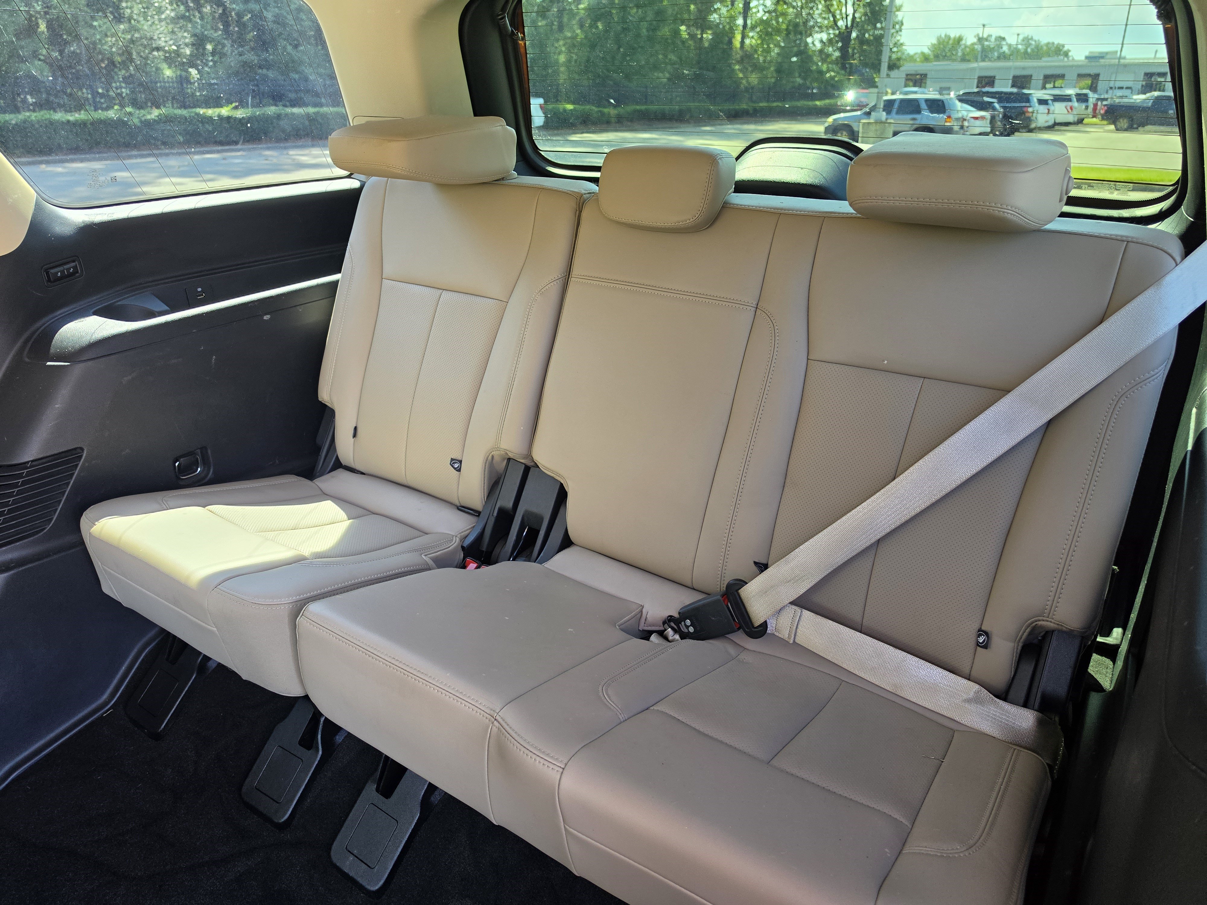 Certified 2022 Ford Expedition XLT RWD image 15