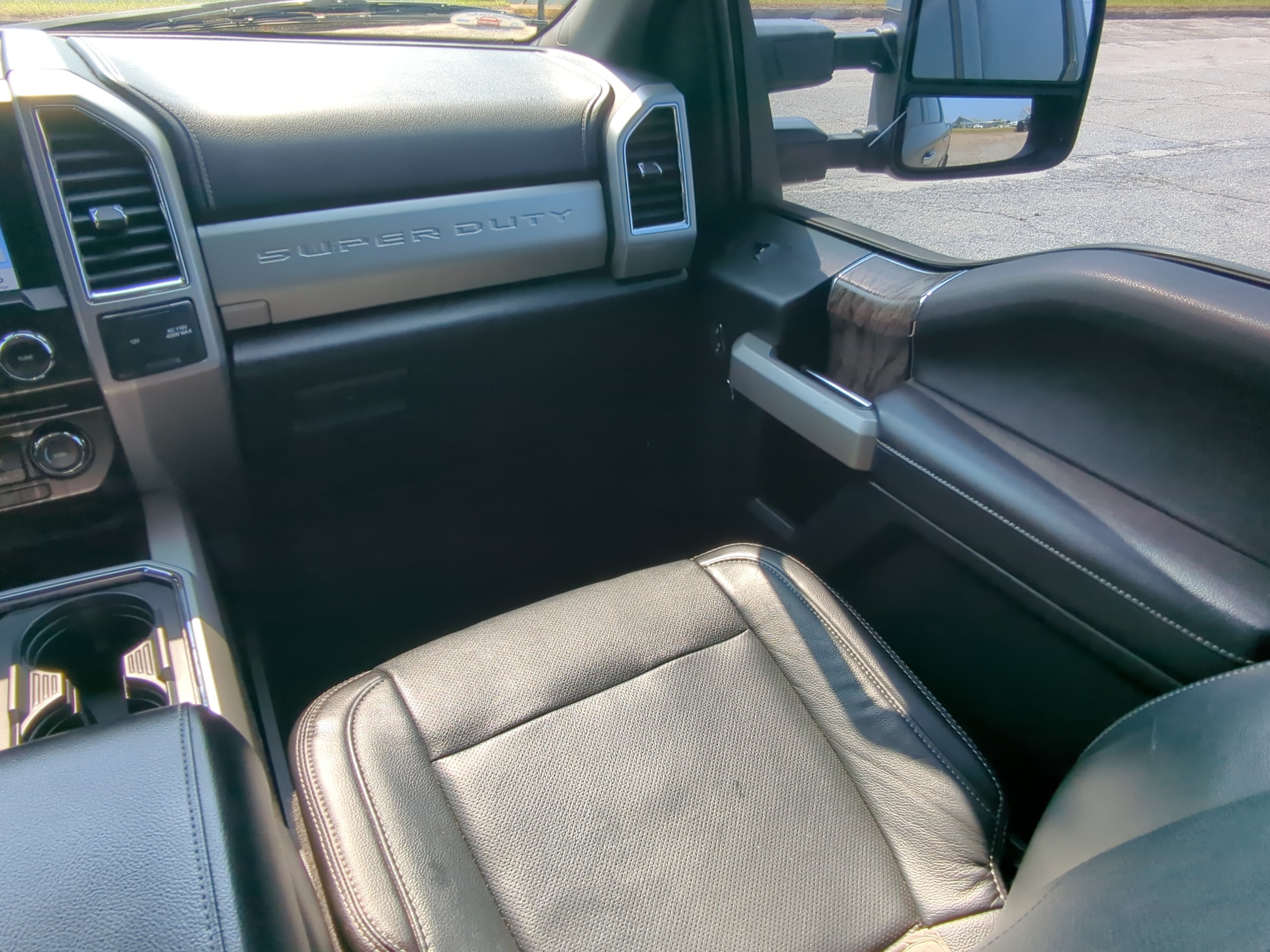 Certified 2018 Ford F250 Lariat w/ Chrome Package AWD/4WD image 15