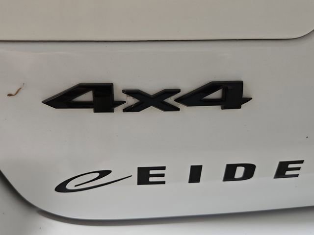 Used 2023 Jeep Grand Cherokee Altitude AWD/4WD image 30