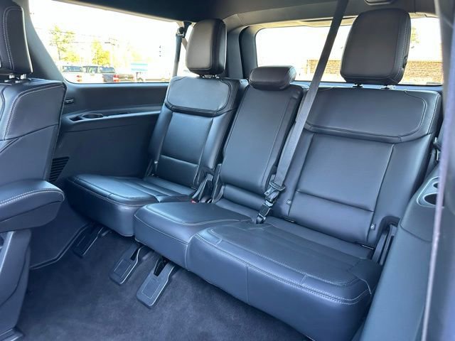 Certified 2025 Ford Expedition Max Platinum w/ Stealth Performance Package AWD/4WD image 58