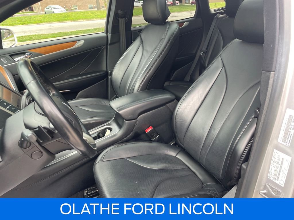 Certified 2026 Ford Explorer Active AWD/4WD image 20