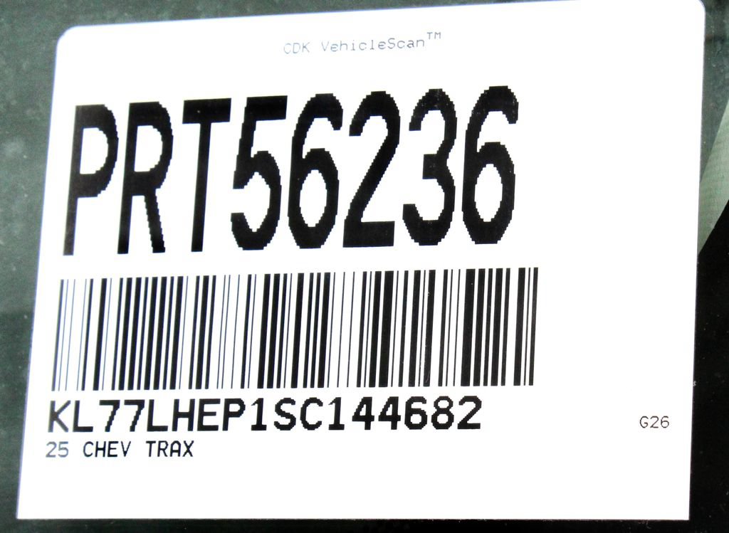Used 2025 Chevrolet Trax LT FWD image 31