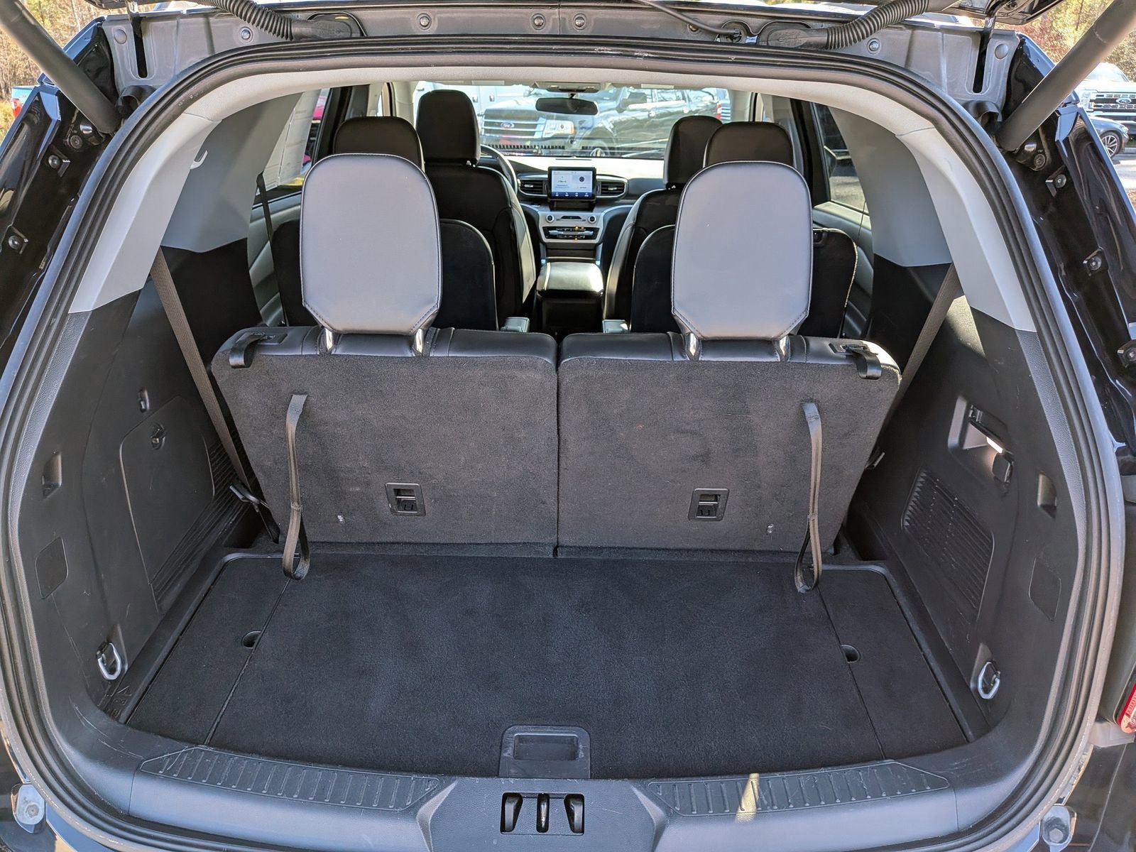 Certified 2023 Ford Explorer XLT w/ Equipment Group 202A image 14