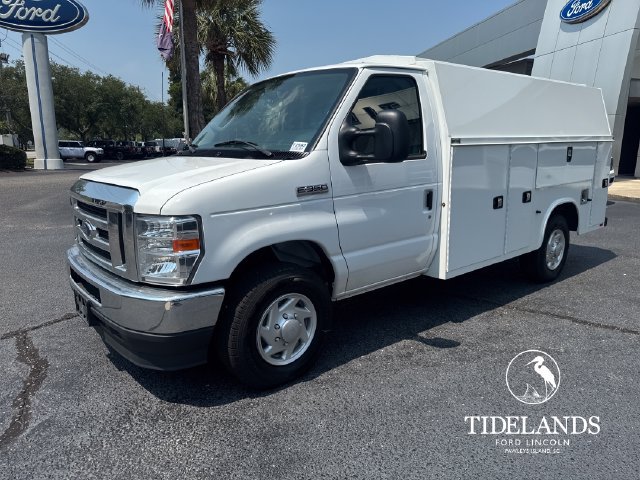 Certified 2024 Ford E-350 and Econoline 350 Super Duty w/ Power Windows & Locks Group RWD image 4