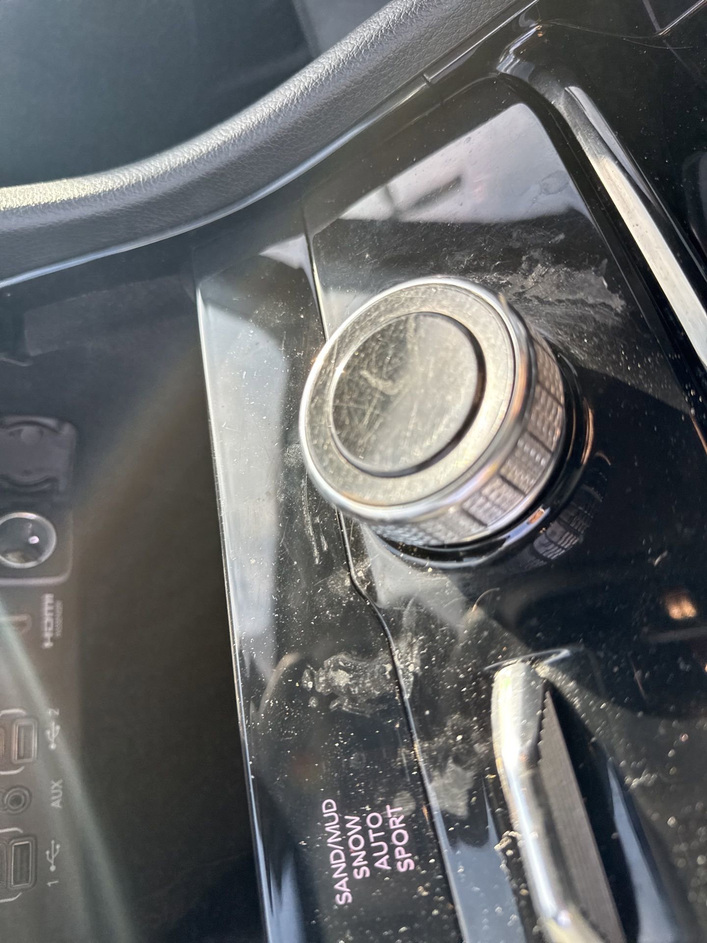 Used 2022 Jeep Grand Cherokee L Limited w/ Black Appearance Package image 17