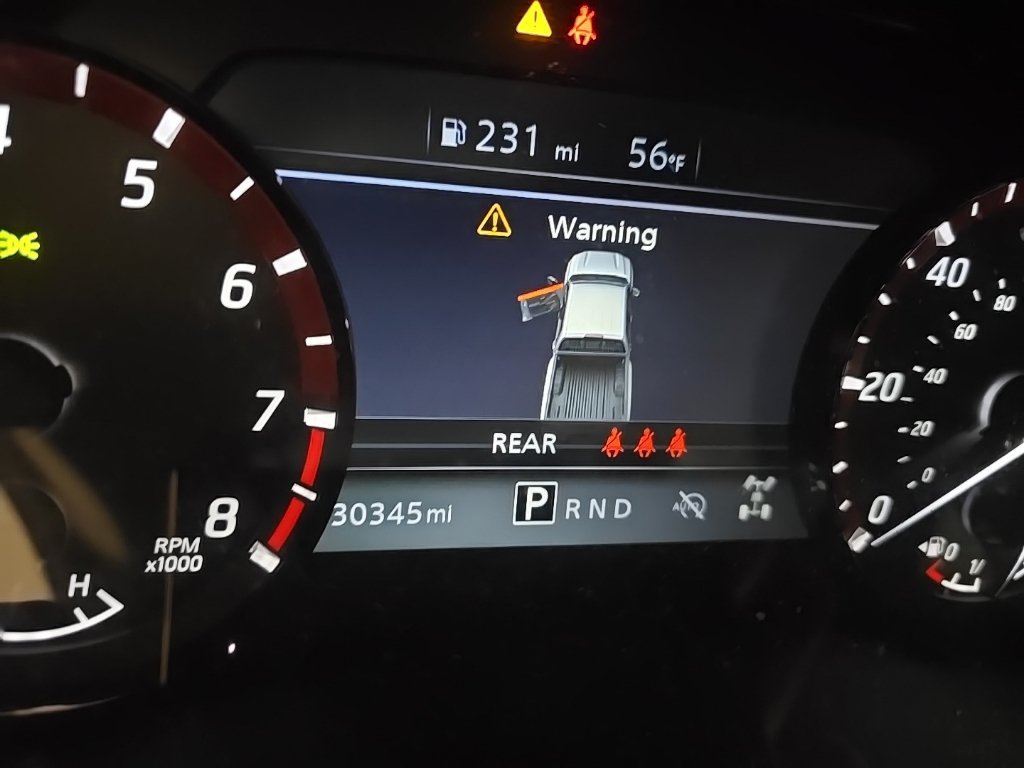 Used 2024 Nissan Frontier PRO-4X w/ Off-Road Protection Package AWD/4WD image 6
