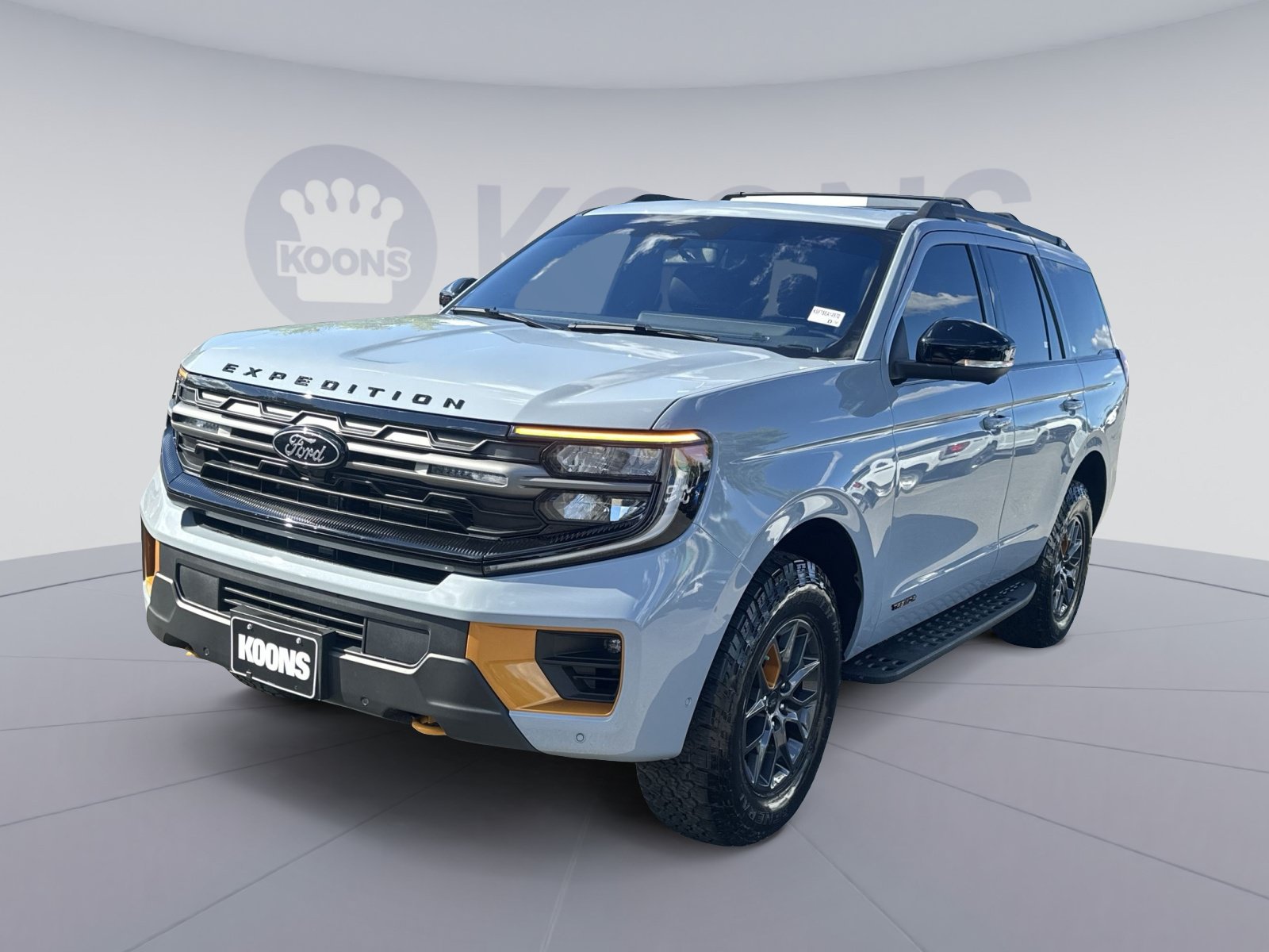 Certified 2025 Ford Expedition Tremor AWD/4WD image 1
