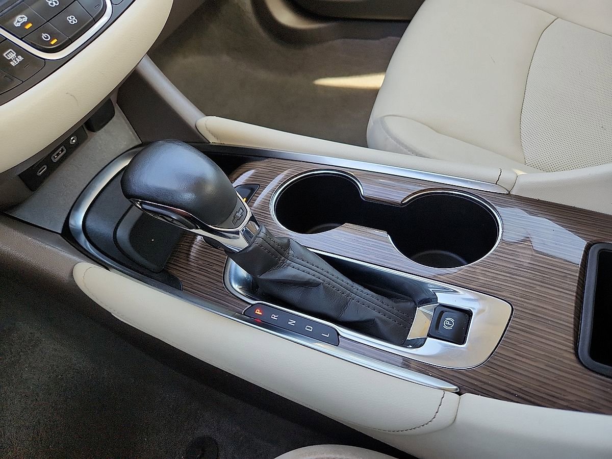 Used 2024 Chevrolet Malibu LT FWD image 12