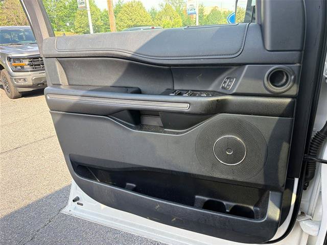 Certified 2020 Ford Expedition XLT w/ Equipment Group 202A AWD/4WD image 26