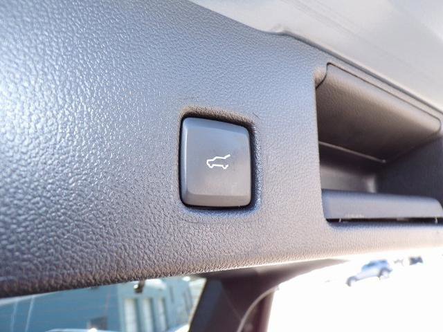 Certified 2023 Ford Escape ST-Line Elite w/ Premium Technology Package image 11