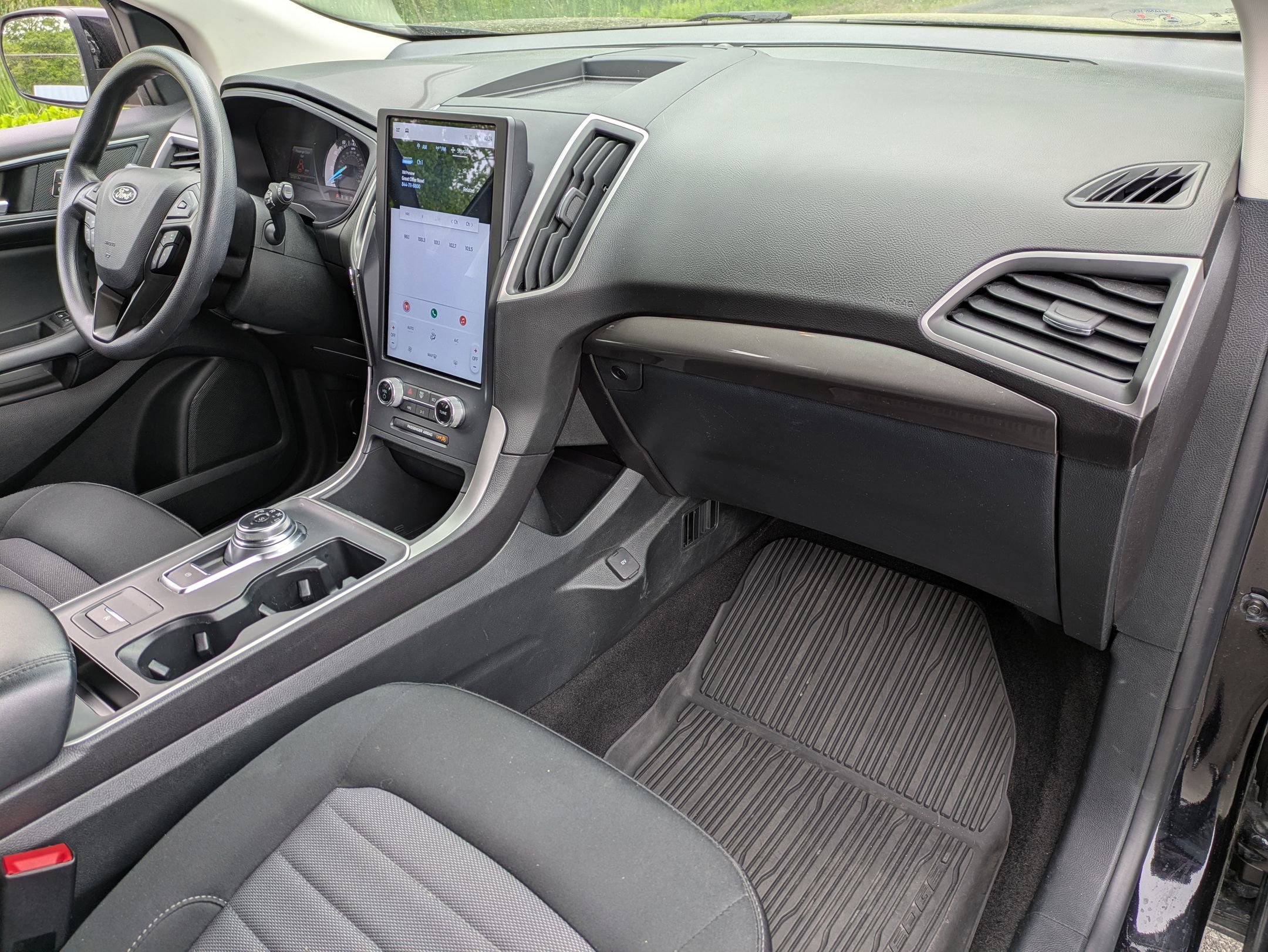 Certified 2022 Ford Edge SE w/ Black Appearance Package AWD/4WD image 21