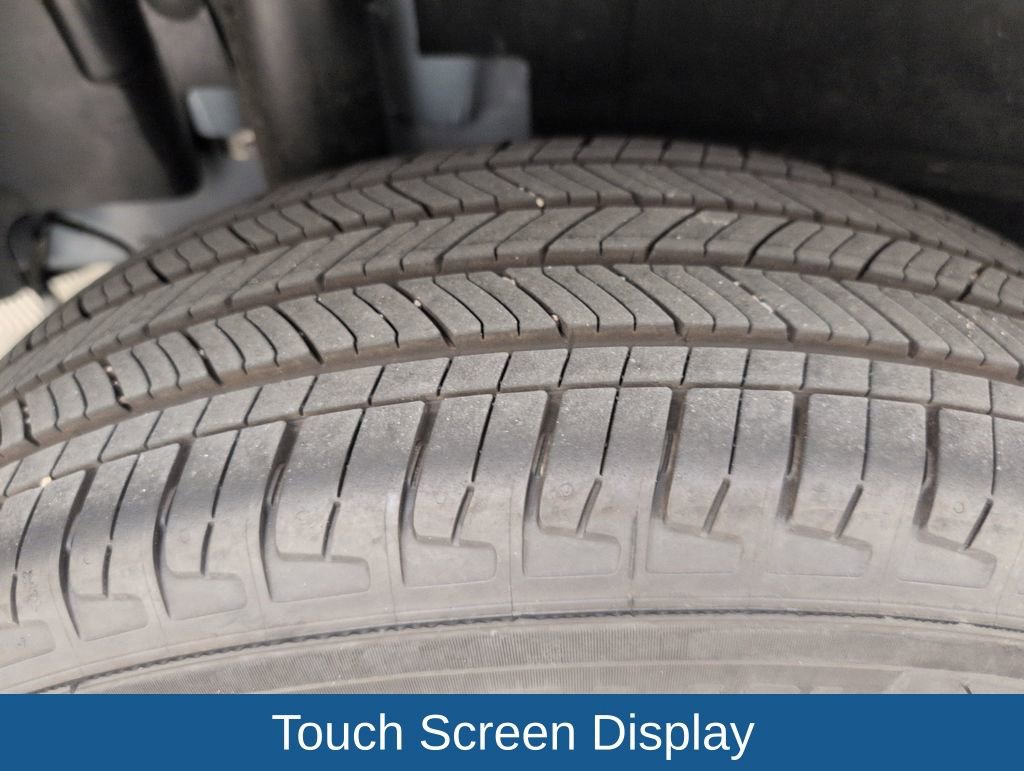 Certified 2024 Ford Maverick Lariat w/ 4K Tow Package image 22