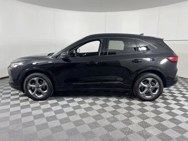 Certified 2024 Ford Escape ST-Line AWD/4WD image 7