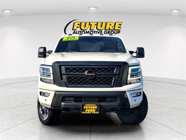 Used 2021 Nissan Titan PRO-4X w/ Pro-4x Convenience Package image 8