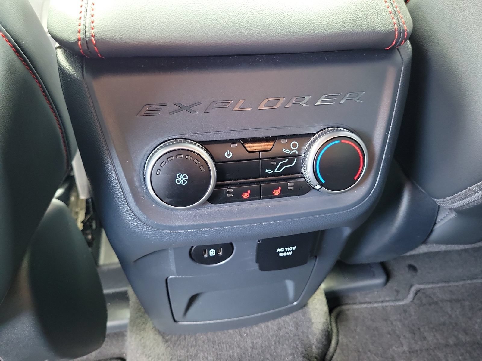 Certified 2025 Ford Explorer ST RWD image 13