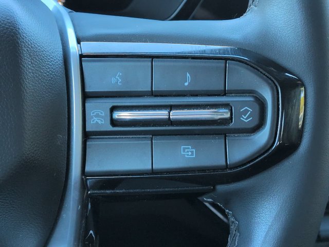 Used 2023 Chevrolet Colorado LT w/ LT Convenience Package RWD image 32