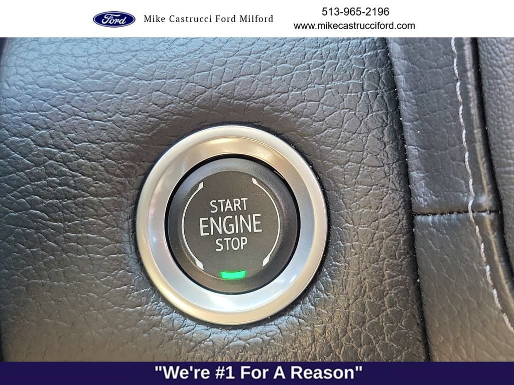 Used 2024 GMC Yukon Denali w/ Advanced Technology Package AWD/4WD image 19