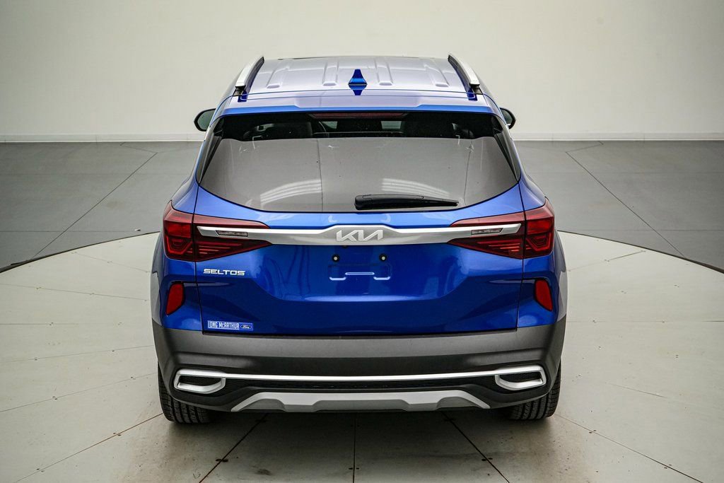 Used 2023 Kia Seltos SX w/ SX Sunroof Package image 4