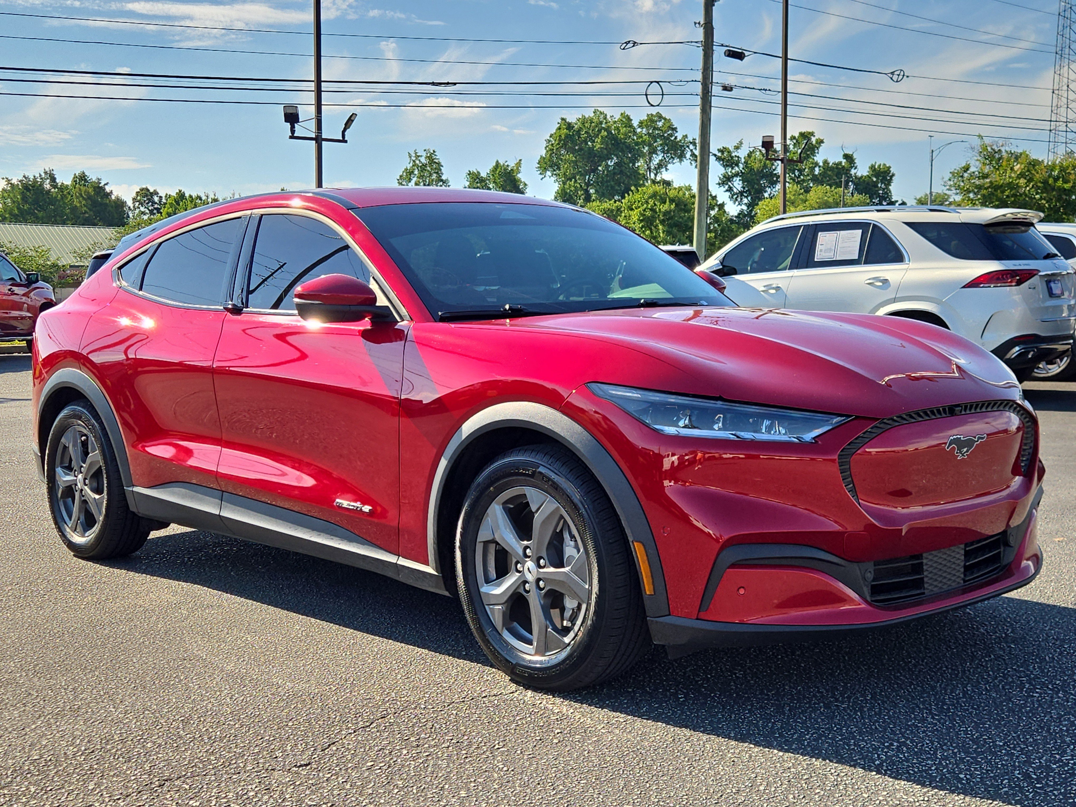Certified 2022 Ford Mustang Mach-E Select w/ Comfort/Technology Package RWD image 4