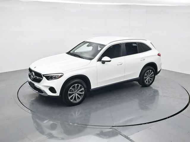 Used 2024 Mercedes-Benz GLC 300 image 39