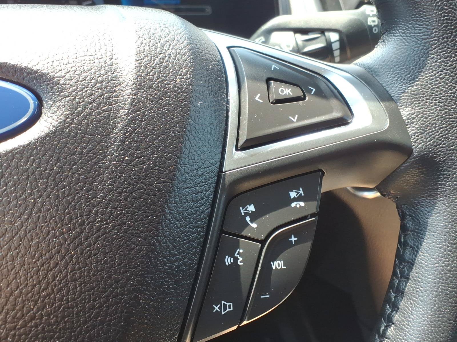 Certified 2023 Ford Edge SEL AWD/4WD image 15