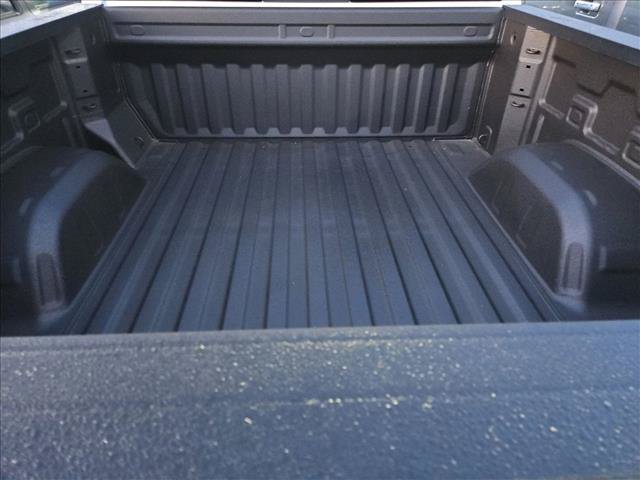 Used 2026 GMC Sierra 1500 SLT AWD/4WD image 6