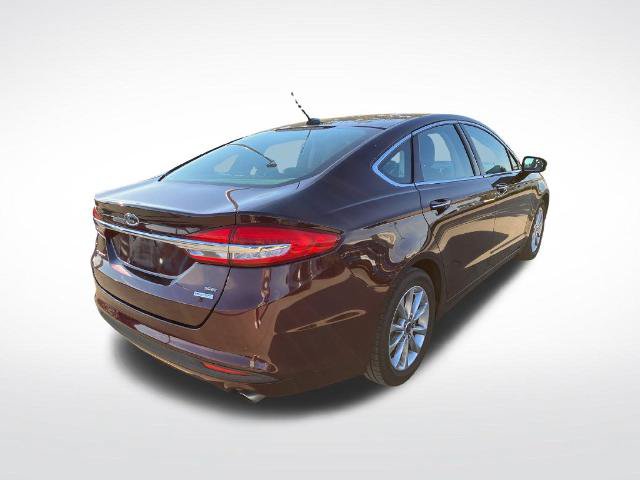 Certified 2017 Ford Fusion SE w/ Fusion SE Technology Package FWD image 6