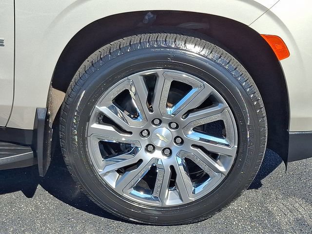 Used 2021 Chevrolet Tahoe LT w/ Luxury Package image 8