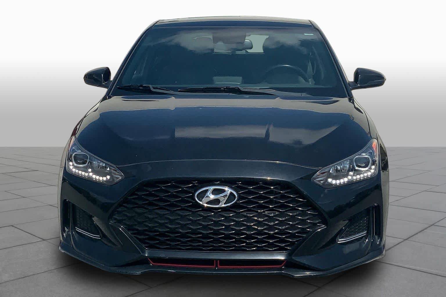 Used 2020 Hyundai Veloster Turbo FWD image 4