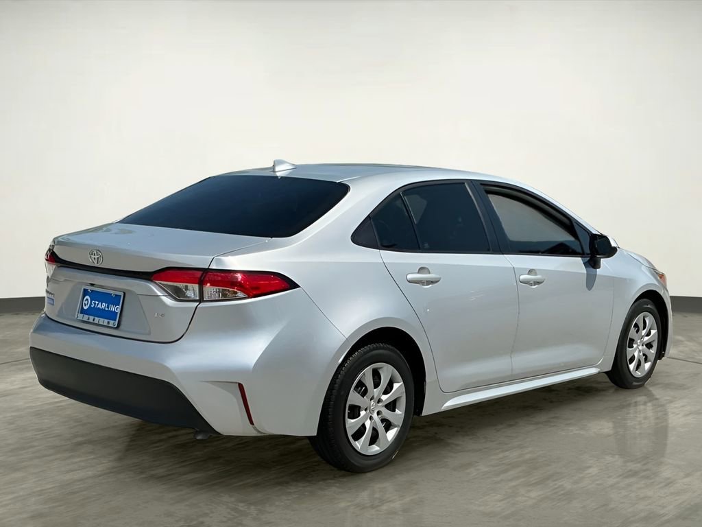 Used 2023 Toyota Corolla LE image 8