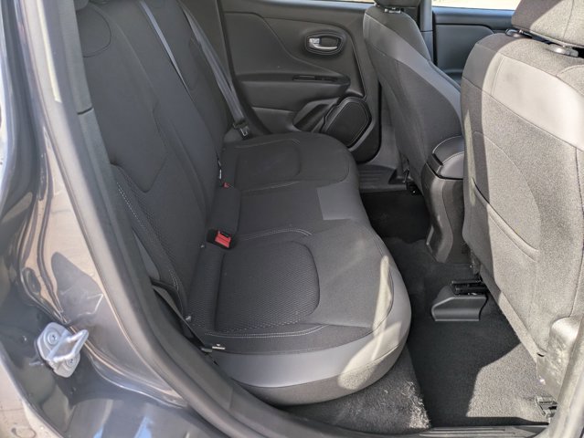 Used 2023 Jeep Renegade Latitude w/ Premium Group AWD/4WD image 19