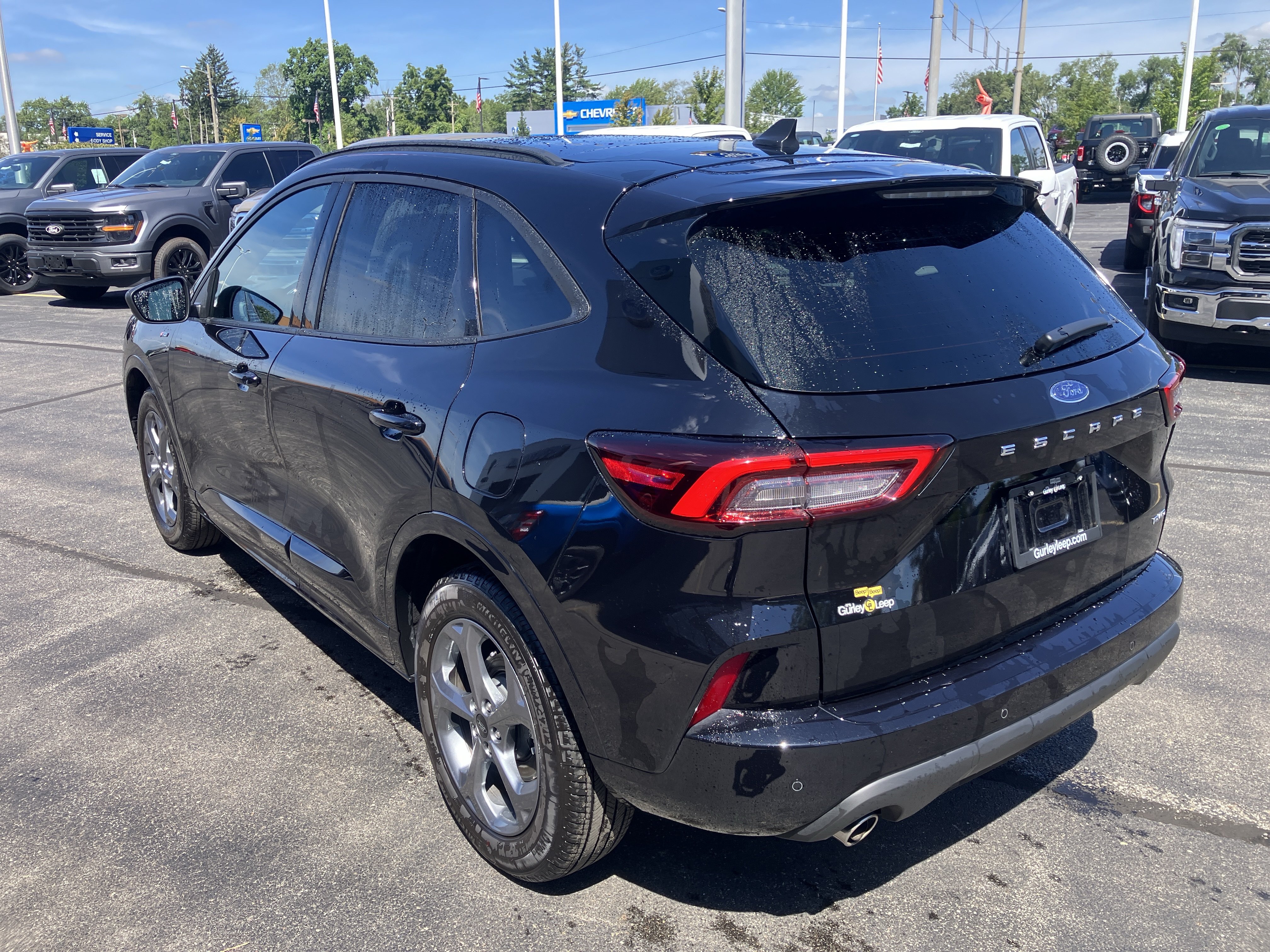 Certified 2023 Ford Escape ST-Line w/ Tech Pack #1 AWD/4WD image 5
