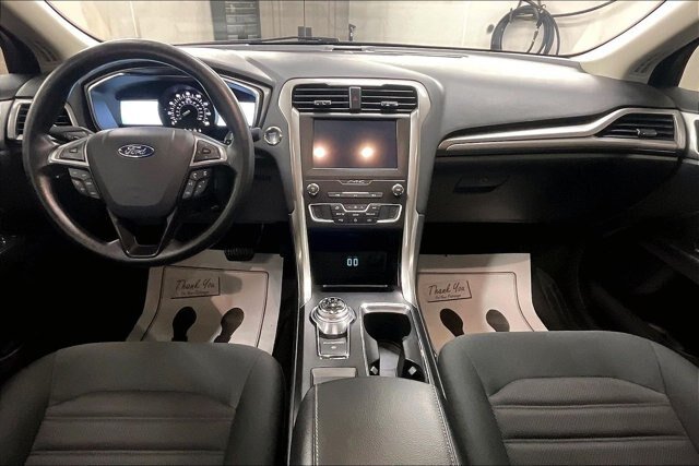 Certified 2019 Ford Fusion SE FWD image 8