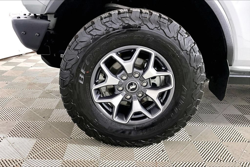 Certified 2024 Ford Bronco Badlands AWD/4WD image 7