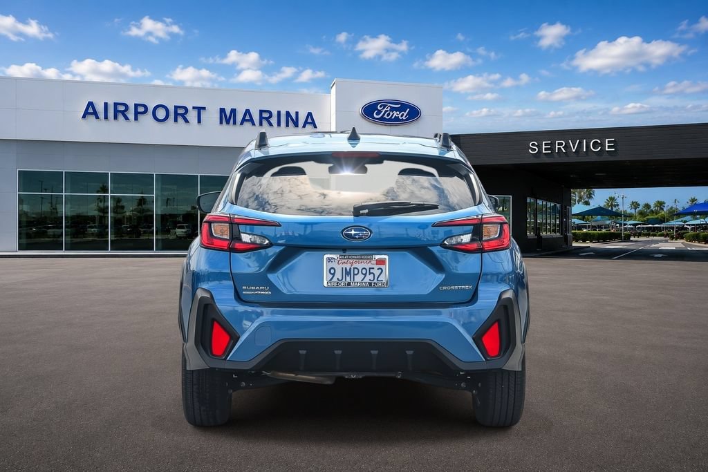Used 2024 Subaru Crosstrek 2.0i Premium w/ Crosstrek Mirror Package AWD/4WD image 11