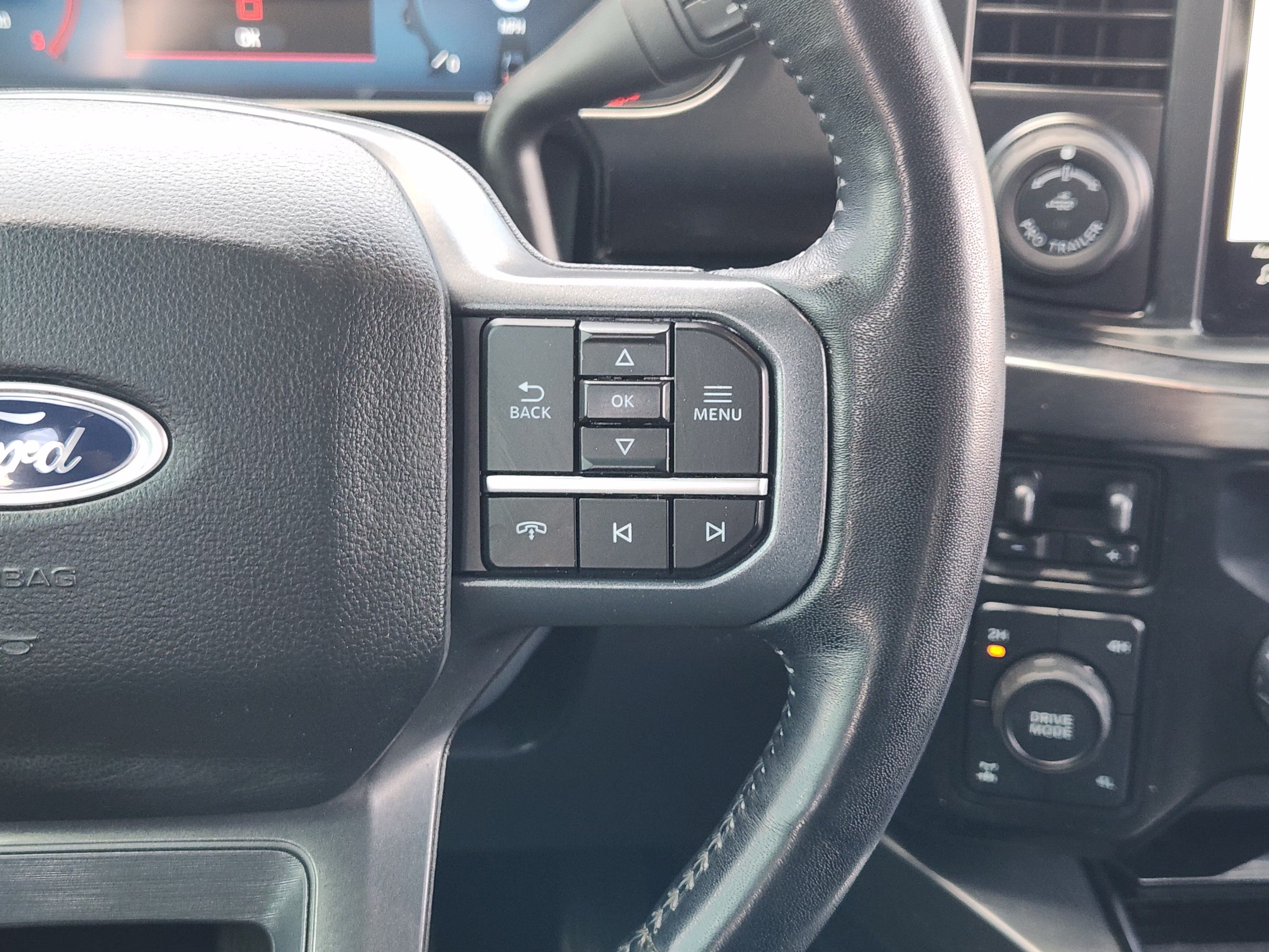 Certified 2023 Ford F250 Lariat w/ Lariat Ultimate Package AWD/4WD image 28